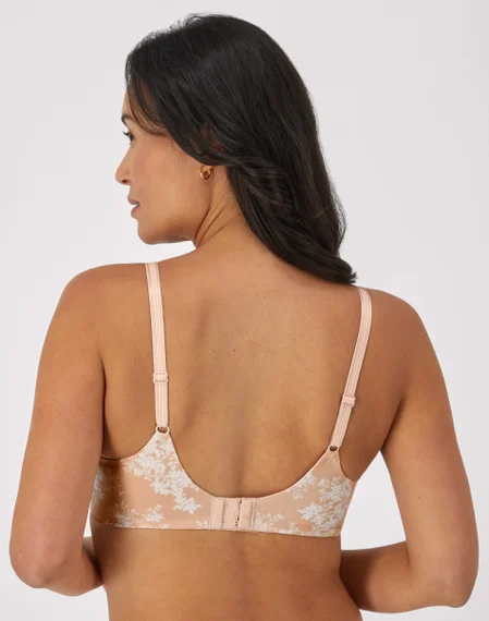 One Smooth U Smoothing & Concealing Underwire Bra