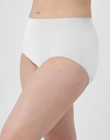 One Smooth U All-Around Smoothing Underwear Brief 4 One Smooth U All-Around Smoothing Underwear Brief