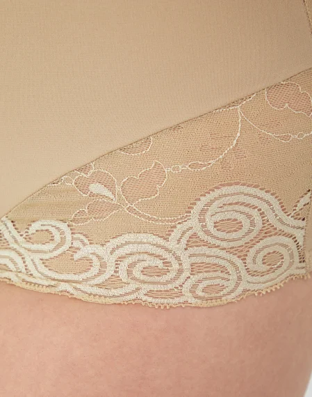Shaping Brief with Lace, 2-Pack 4 Shaping Brief with Lace, 2-Pack